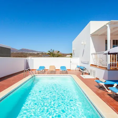 Monica بويرتو ذيل كارمين