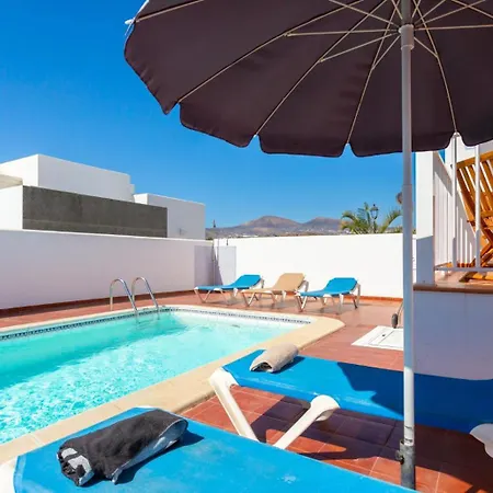 Monica * بويرتو ذيل كارمين